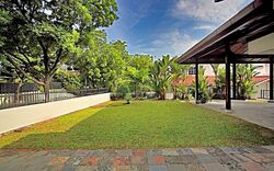 Grove Drive (D10), Semi-Detached #594495431